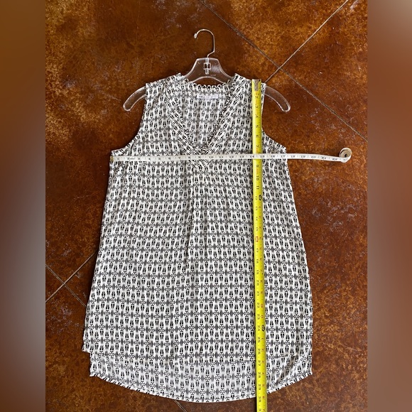 DR2 High-Low Sleeveless Top Oversized XS Black & White - Picture 5 of 13